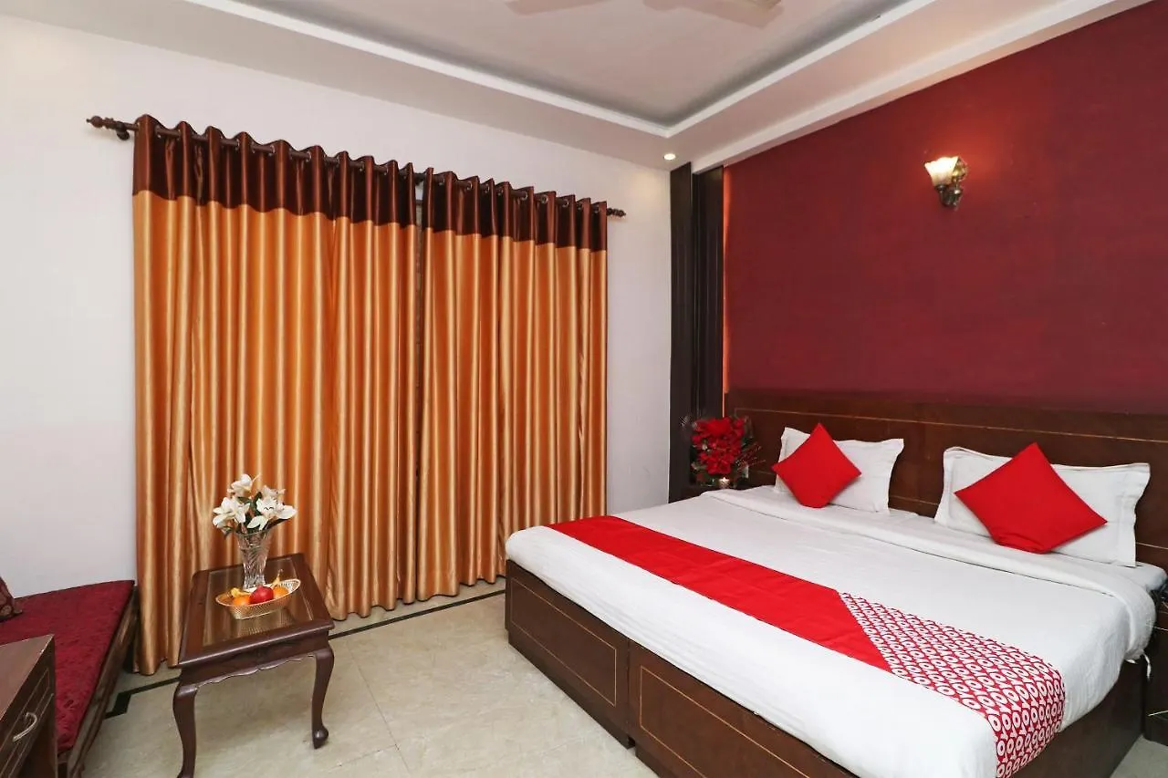 Oyo 566 Hotel Soni Villa Gurgaon